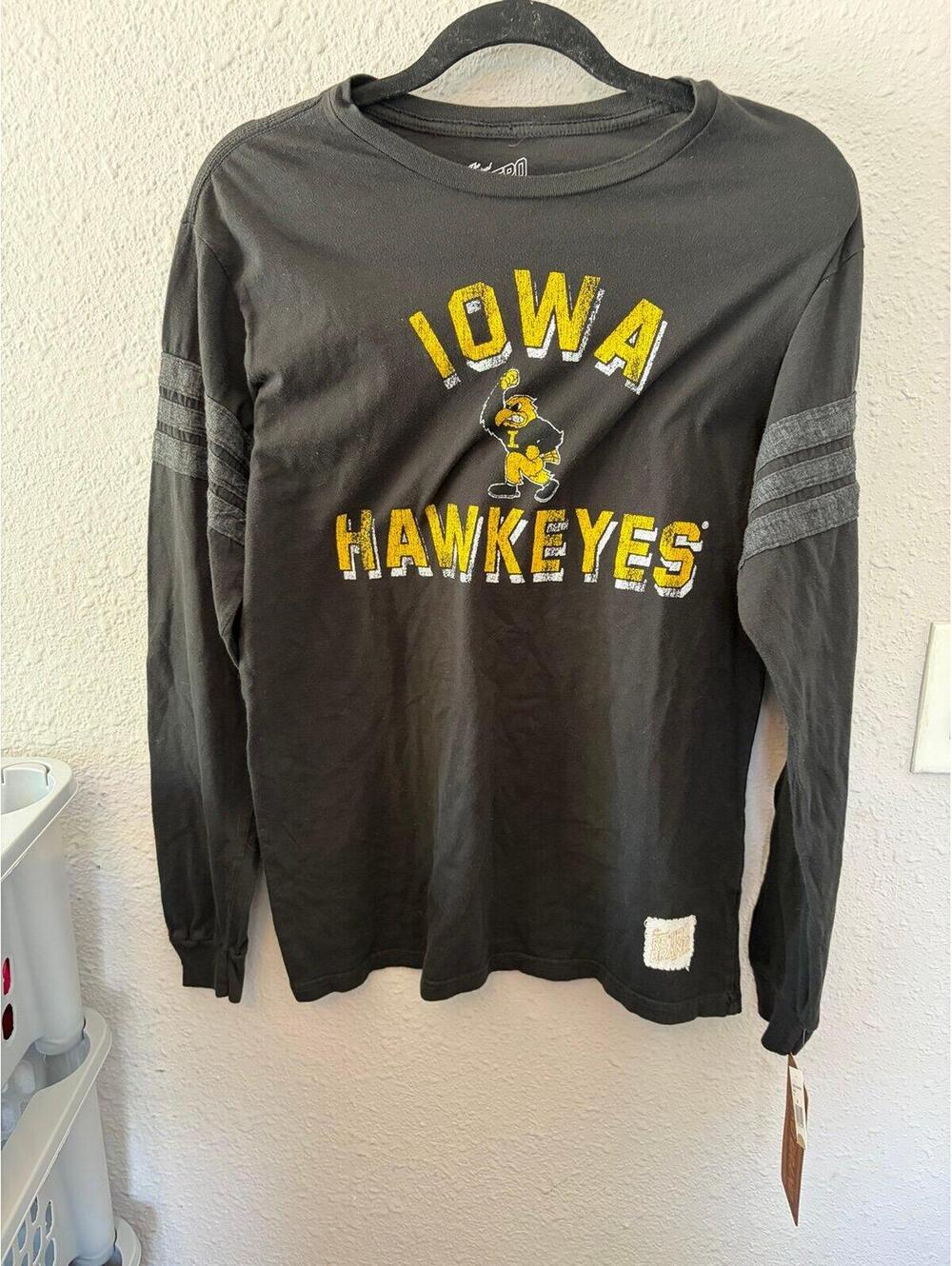 NWT Retro Brand Iowa Hawkeyes Black Long Sleeve size women's M
